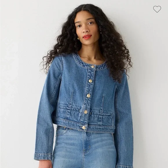 #115 NWT. J. Crew Blue Women's Denim Jean Jacket. - Picture 3 of 16